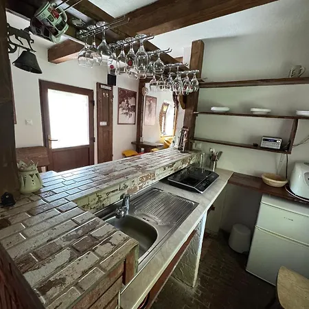 U Krejzinky بيت للعطل